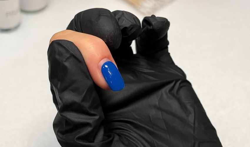 remplissage-gel-entretenir-une-pose-comme-une-pro-video-tutoriel-nails-school-academy